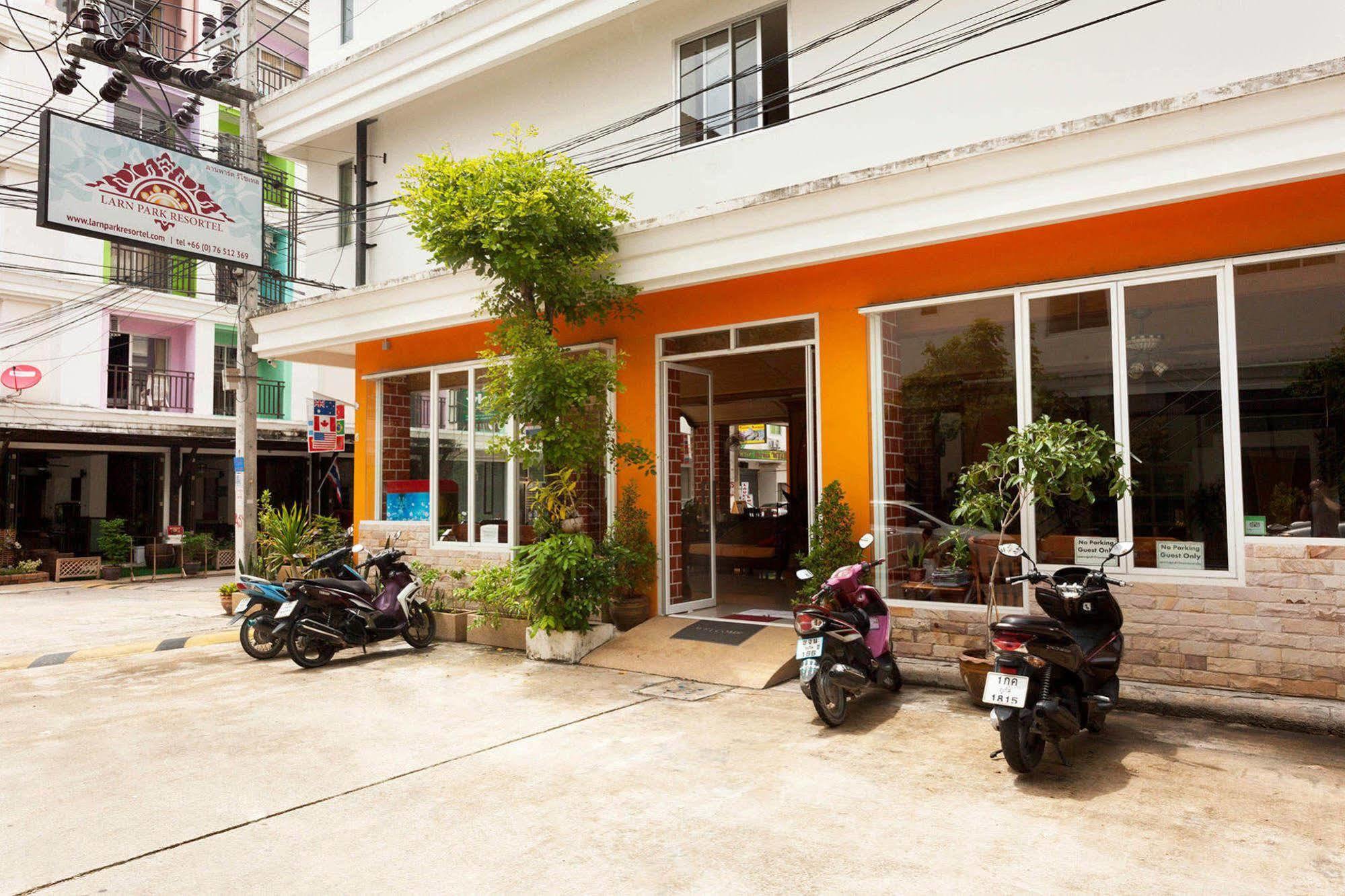 Larn Park Resortel Patong Exterior foto